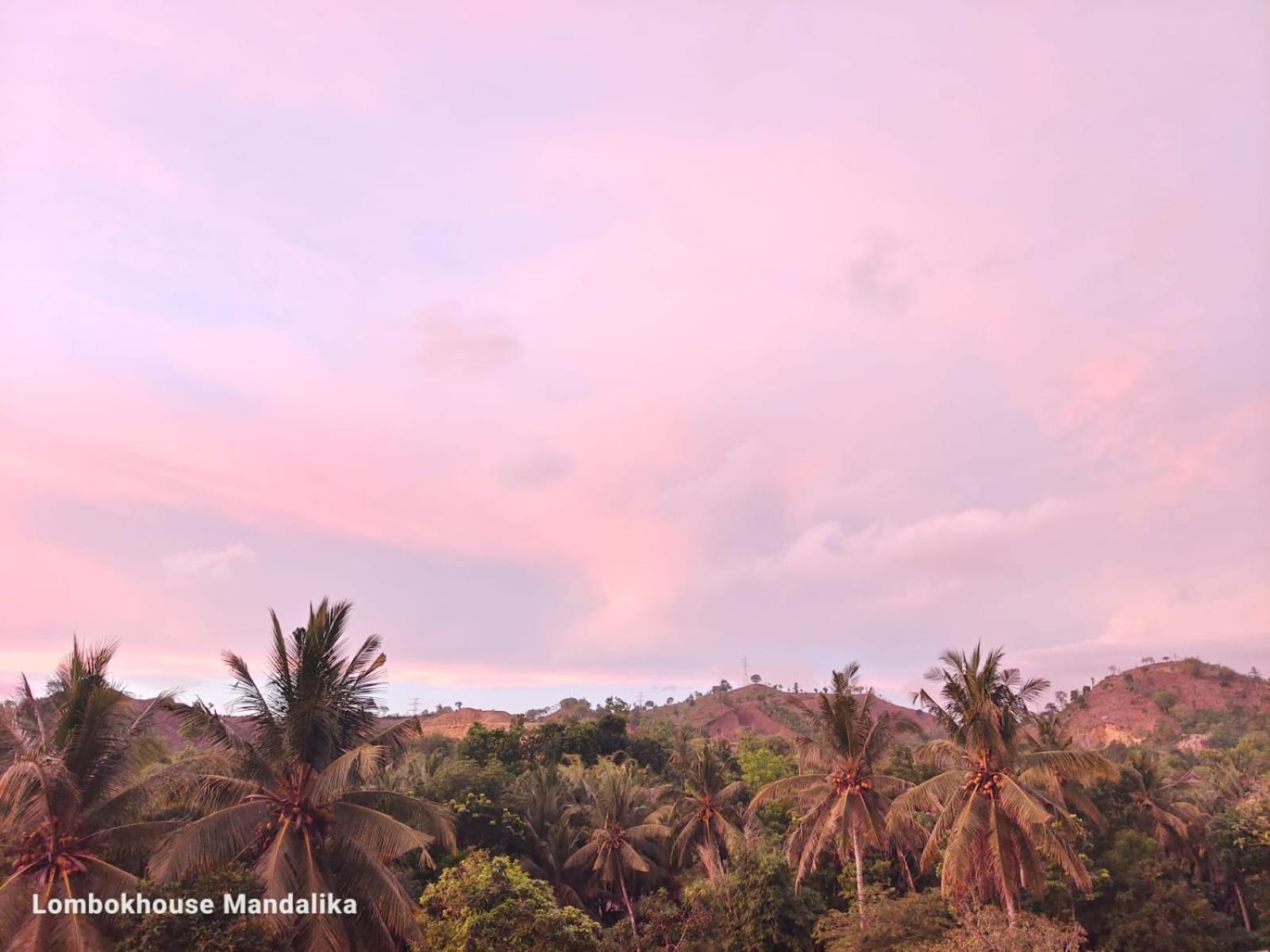 Lombokhouse Mandalika Ξενοδοχείο Kuta  Εξωτερικό φωτογραφία