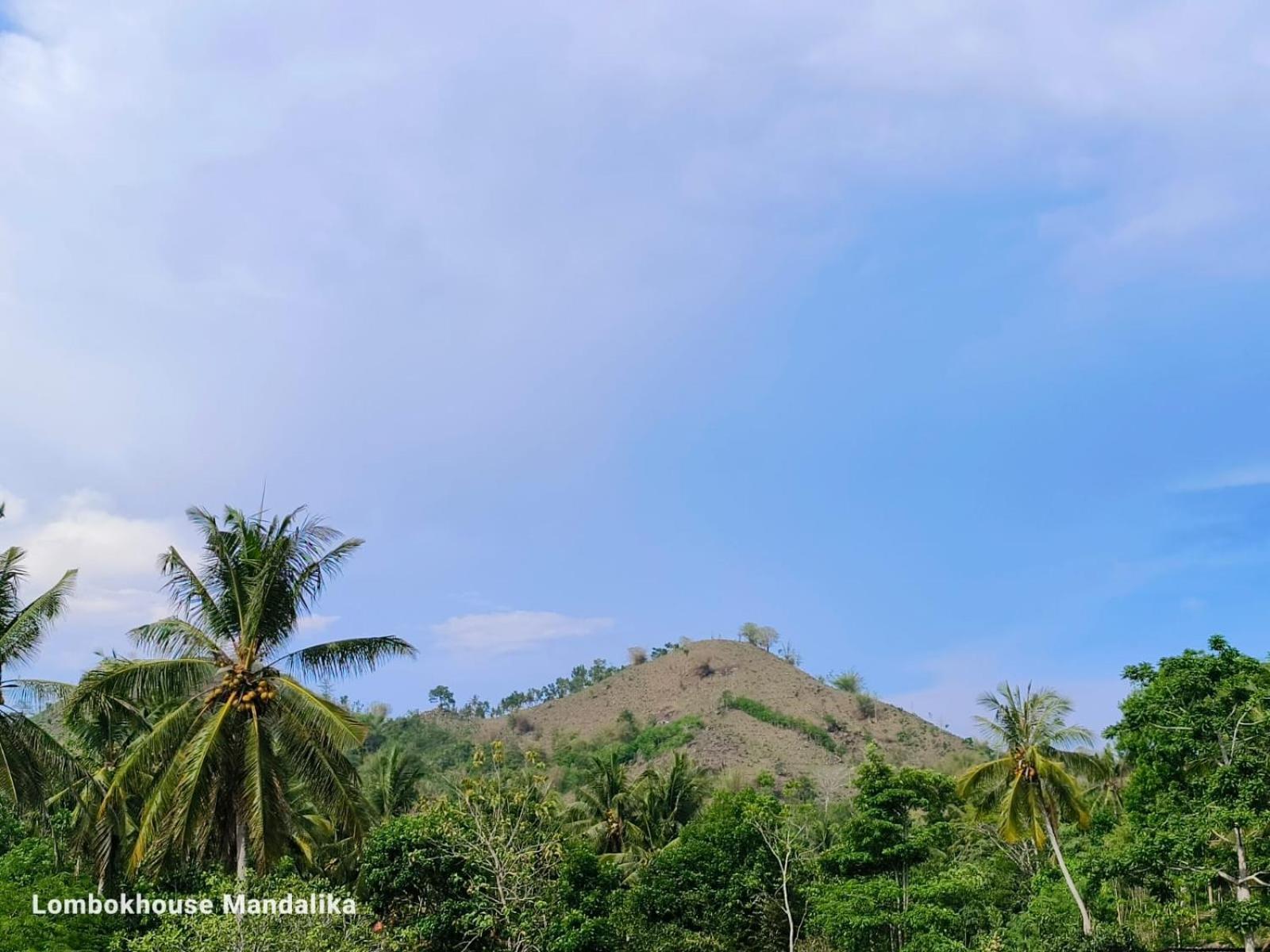 Lombokhouse Mandalika Ξενοδοχείο Kuta  Εξωτερικό φωτογραφία