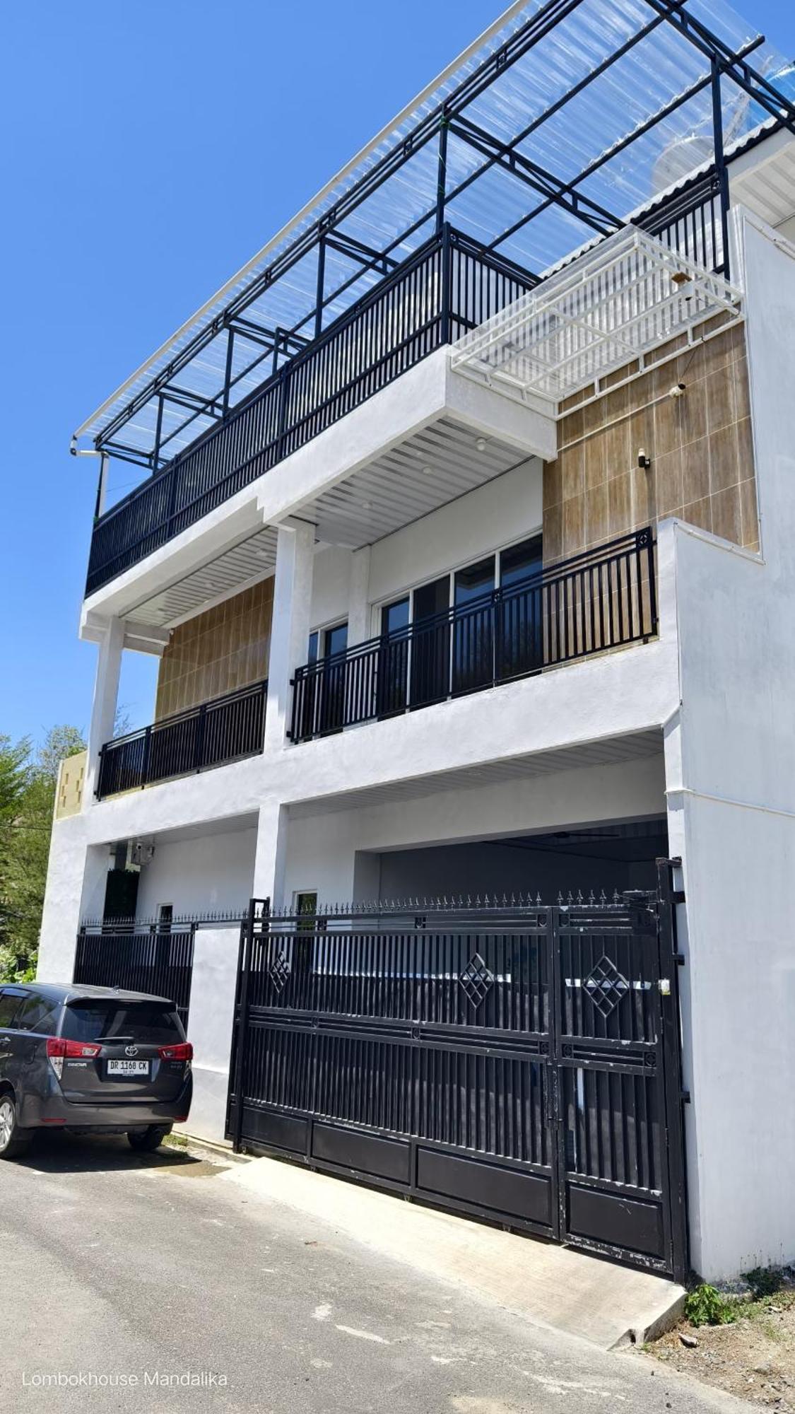 Lombokhouse Mandalika Ξενοδοχείο Kuta  Εξωτερικό φωτογραφία